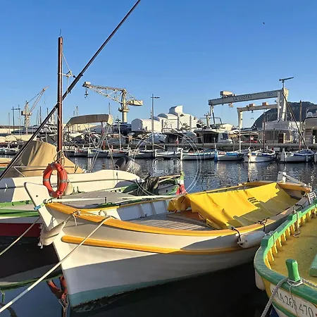 Sunny 1 Ch 2 Lits Duplex Climatise 100m Et Port Apartmán