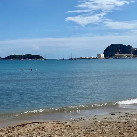 Sunny 1 Ch 2 Lits Duplex Climatise 100m Et Port Apartmán La Ciotat